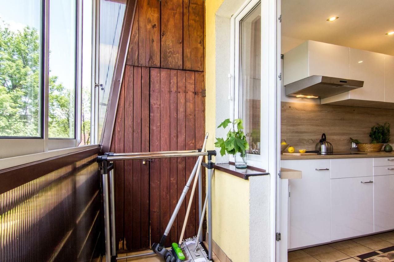Apartament Jula Zakopaneアパートメント エクステリア 写真
