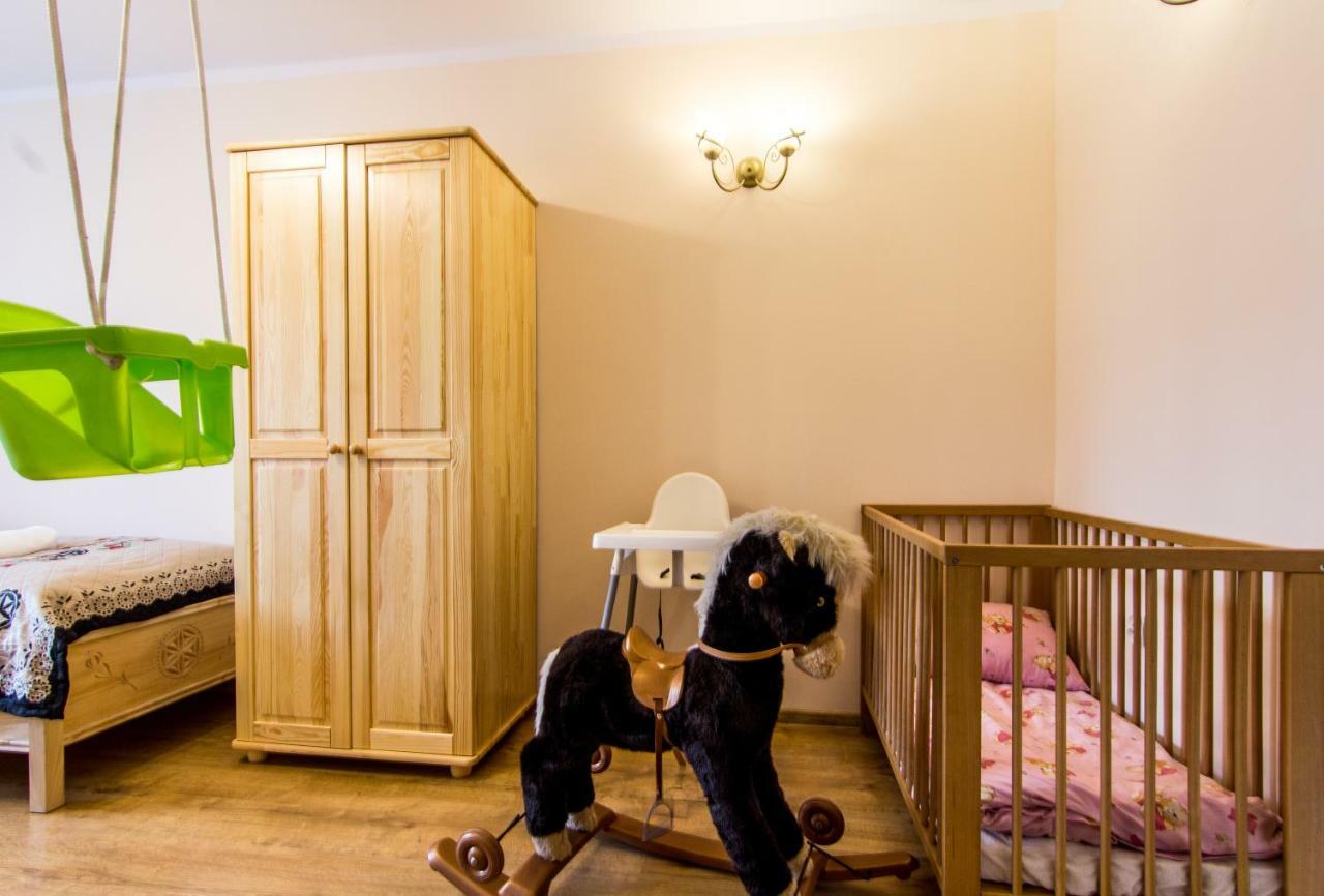Apartament Jula Zakopaneアパートメント エクステリア 写真