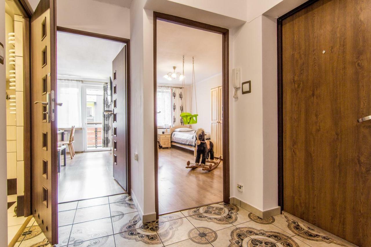 Apartament Jula Zakopaneアパートメント エクステリア 写真